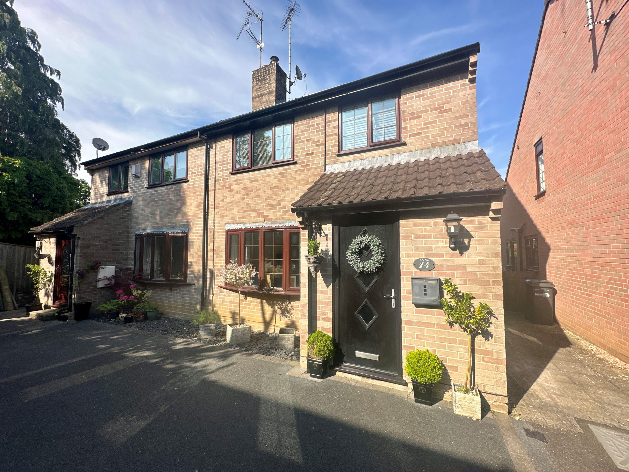 Valley Close, Yeovil, Somerset, BA21 Towers Wills Estate Agents Yeovil