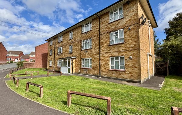 Eagle Close, Ilchester, Yeovil, Somerset, BA22