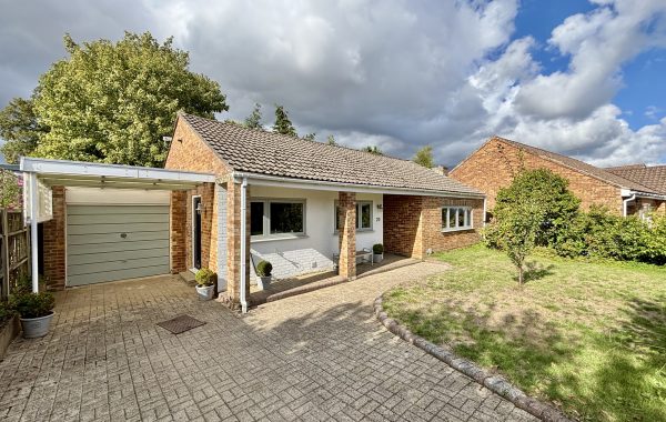 Arnewood Gardens, Yeovil, Somerset, BA20