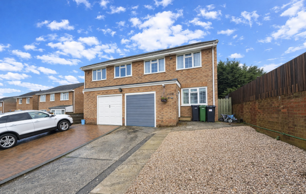 Lime Tree Avenue, Yeovil, Somerset, BA20