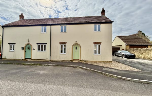 Forts Orchard, Chilthorne Domer, BA22