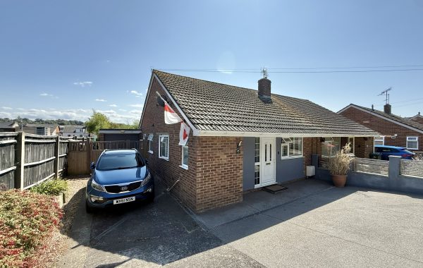 Carisbrooke Gardens, Yeovil, Somerset BA20 1BY