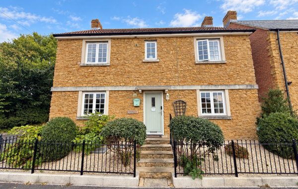 Alvington Fields, Yeovil, Somerset, BA22