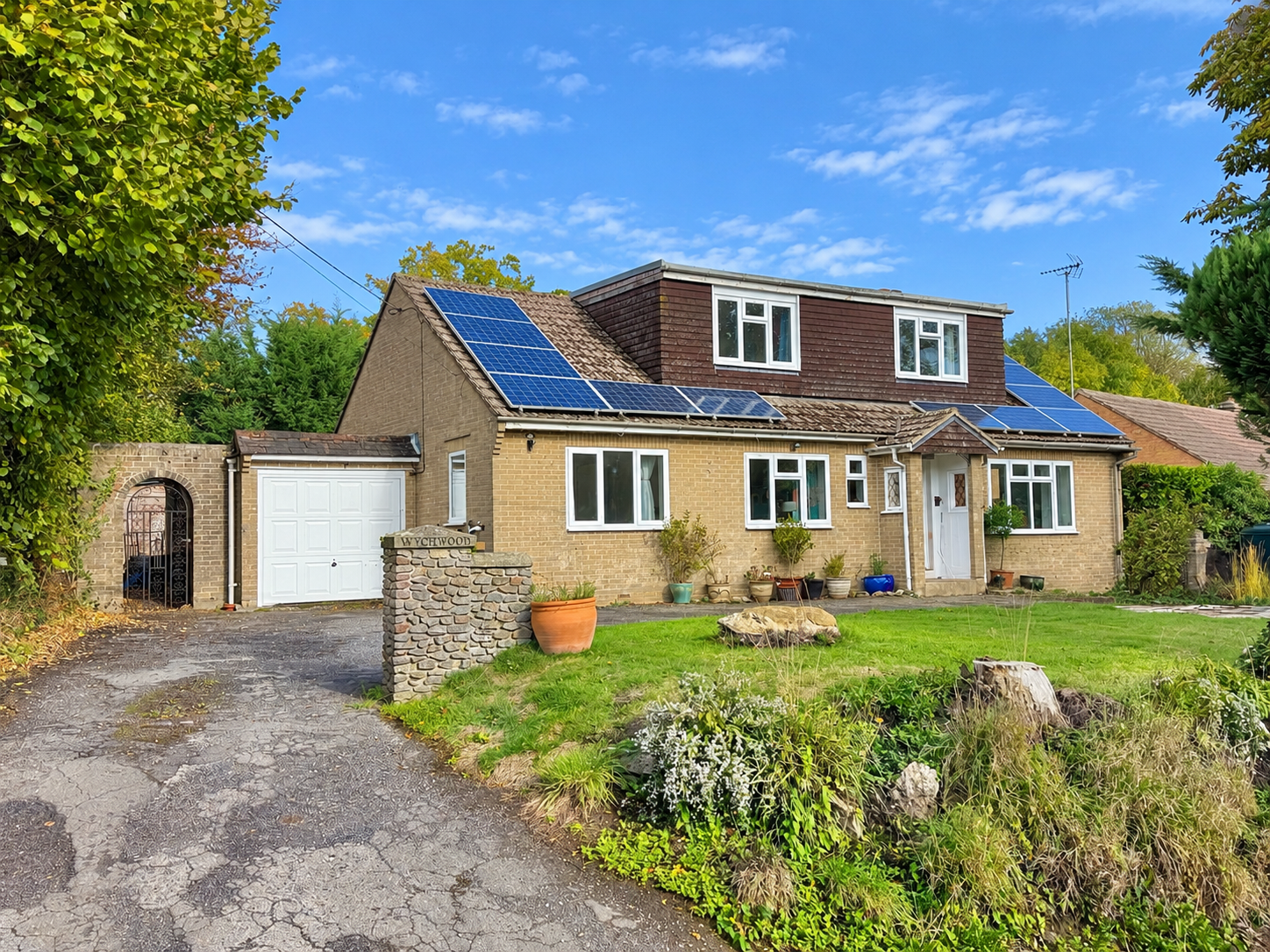 Church Lane, Barwick, Yeovil, Somerset, BA22